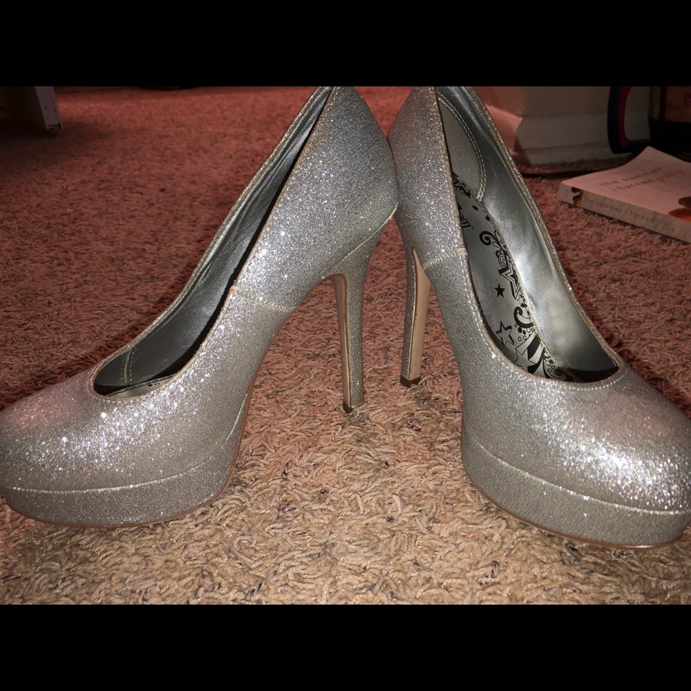 Brash silver glitter 5 inch platform heel